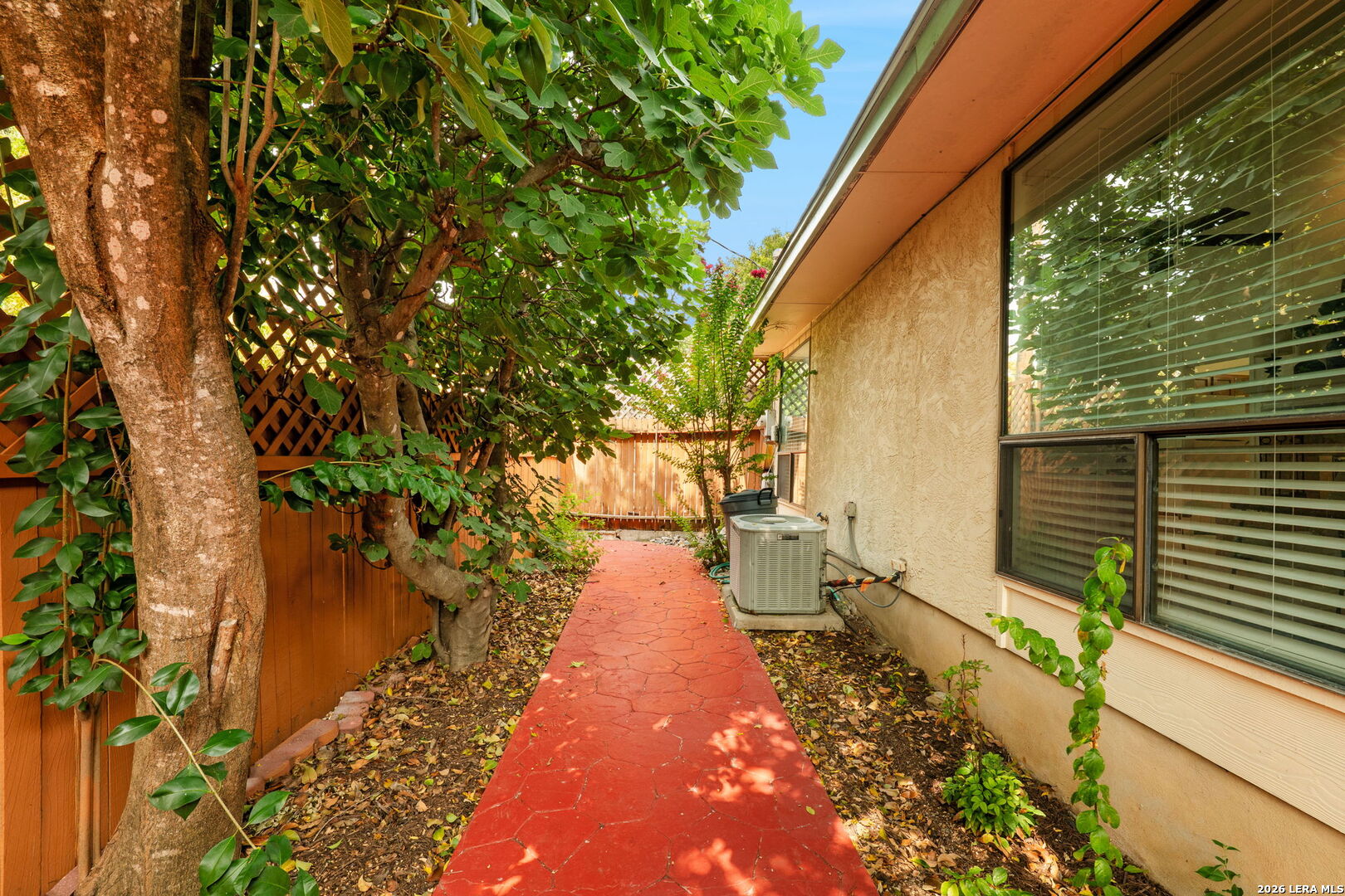 2902 Spring Bend San Antonio TX 78209