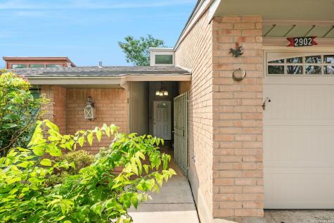 2902 Spring Bend San Antonio TX 78209