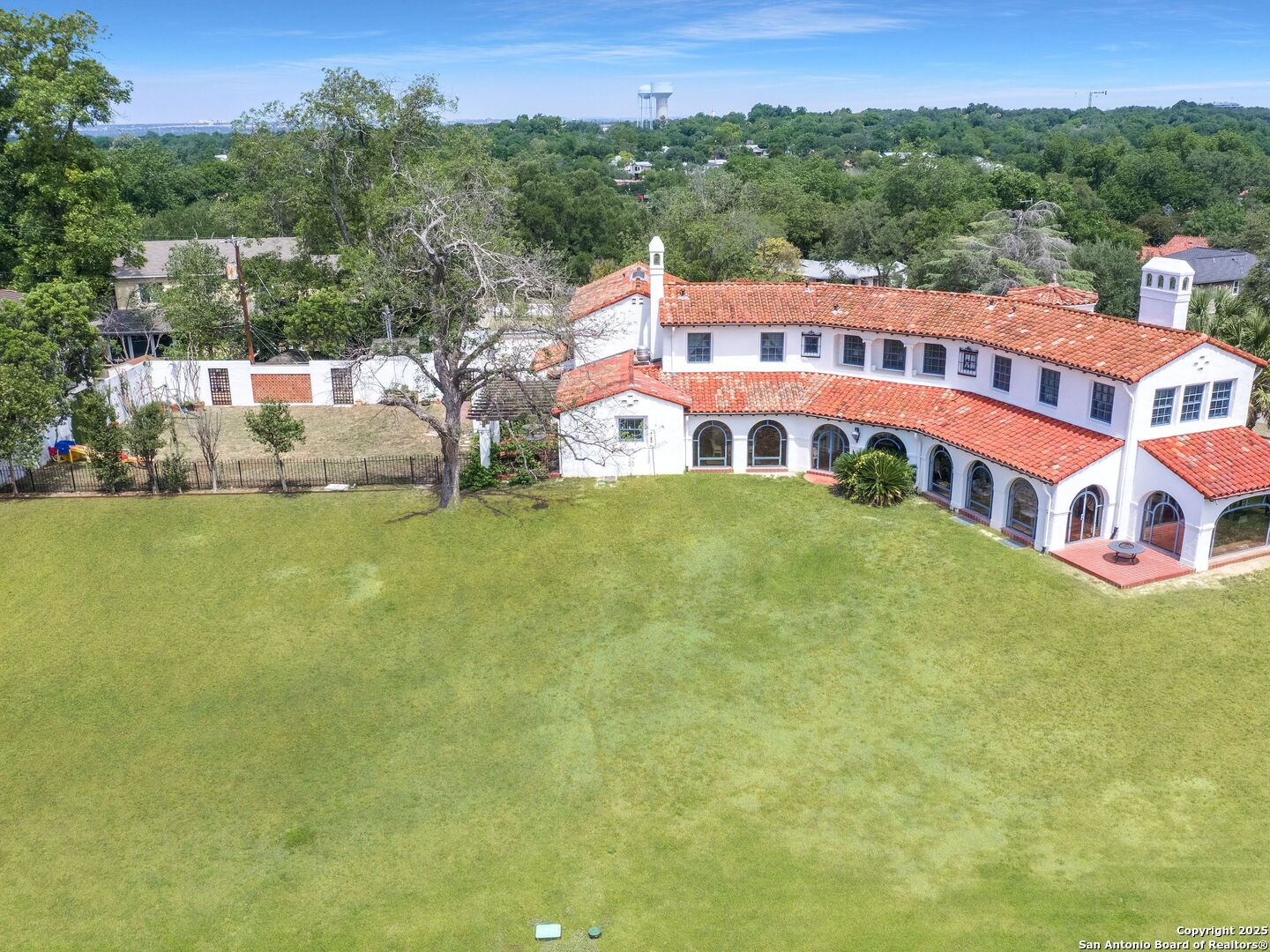 204 Zambrano San Antonio TX 78209