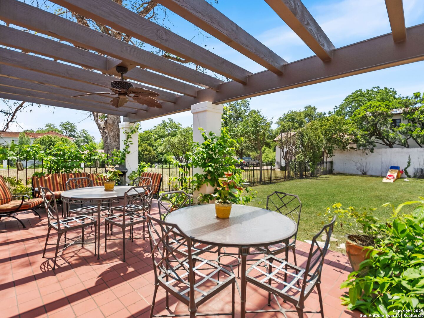 204 Zambrano San Antonio TX 78209