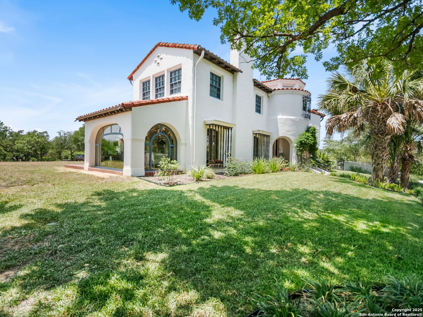 204 Zambrano San Antonio TX 78209