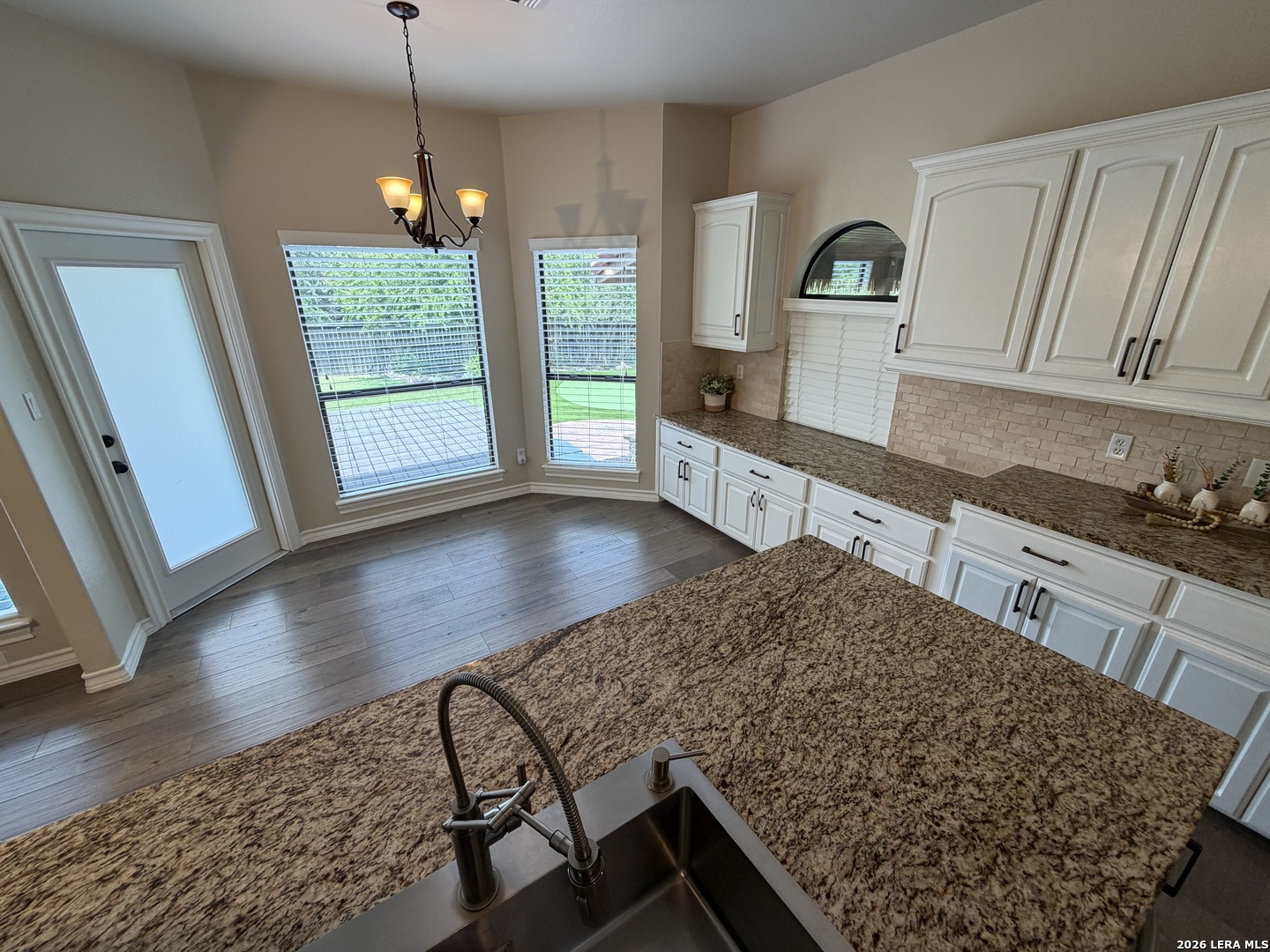 1202 Hymeadow San Antonio TX 78258