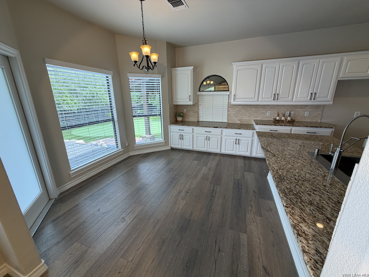 1202 Hymeadow San Antonio TX 78258