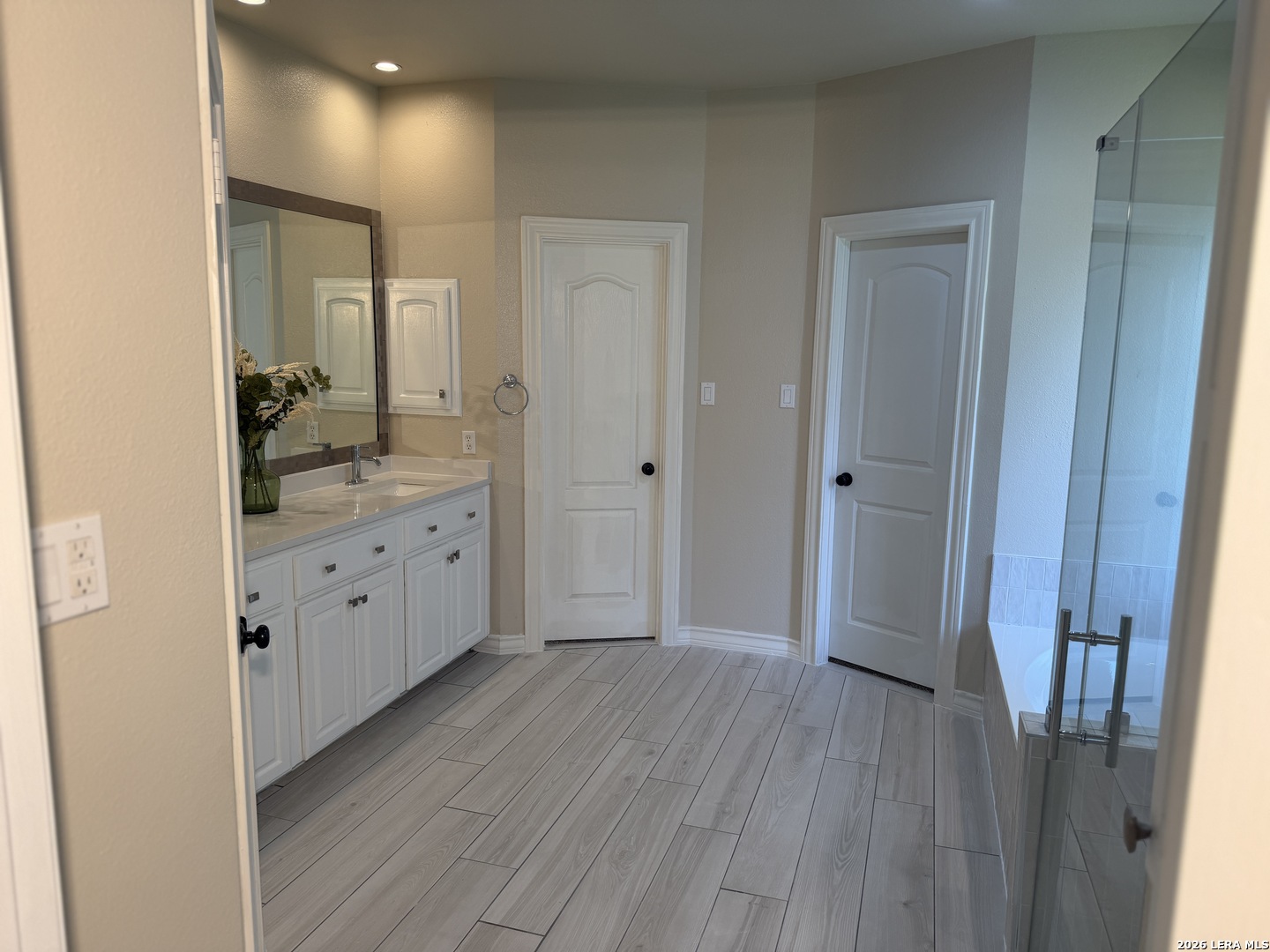 1202 Hymeadow San Antonio TX 78258