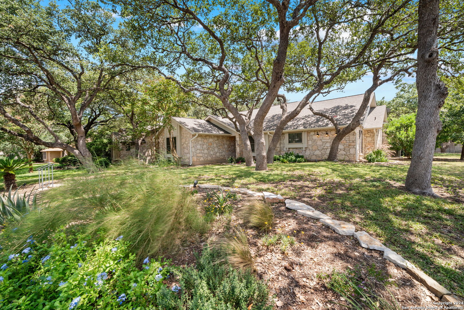 4254 Shadow Elm Woods San Antonio TX 78249