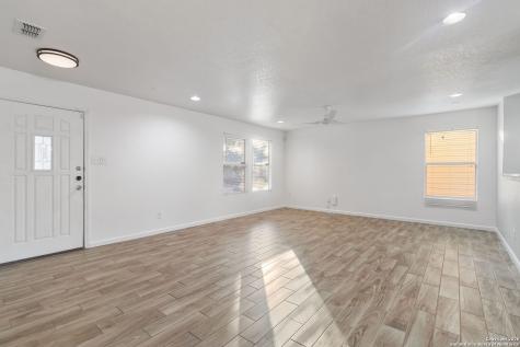 203 Shadbush San Antonio TX 78245
