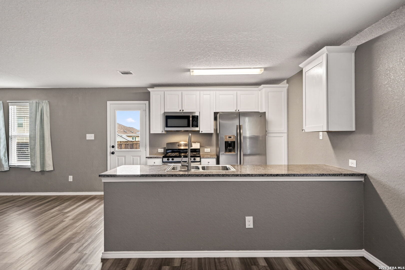 8518 Cassia Cove Converse TX 78109