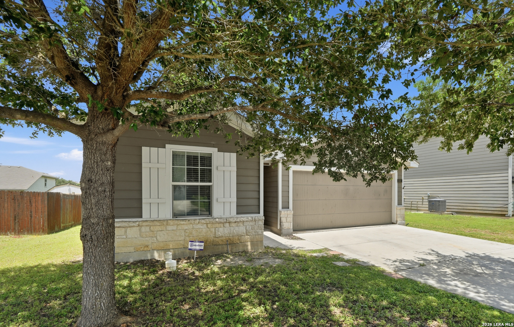 831 Six Iron San Antonio TX 78221