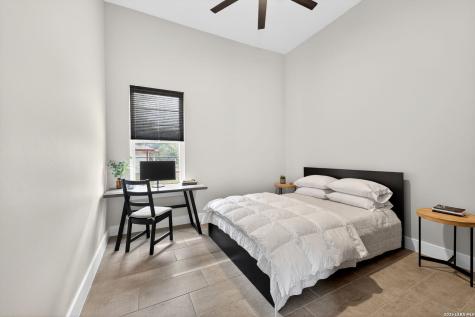 8024 Alton Selma TX 78154
