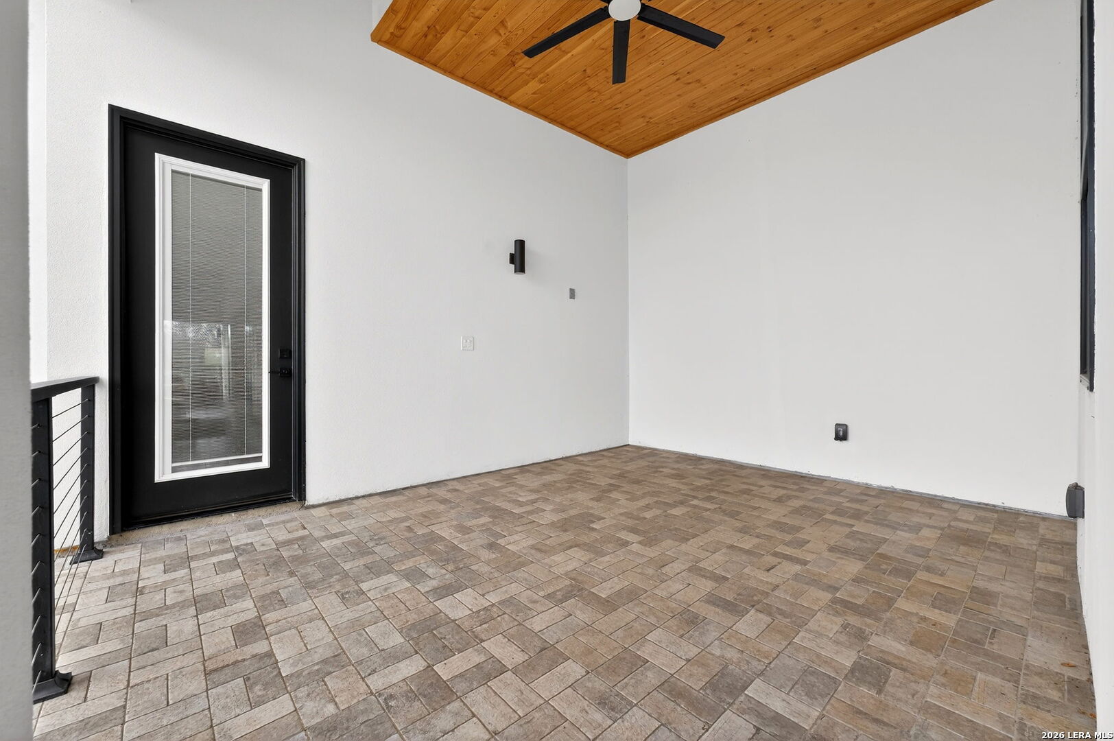 8024 Alton Selma TX 78154