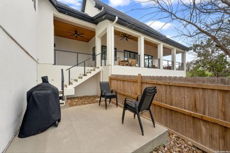 8024 Alton Selma TX 78154
