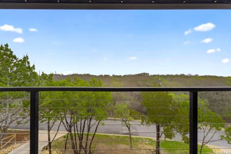 8024 Alton Selma TX 78154