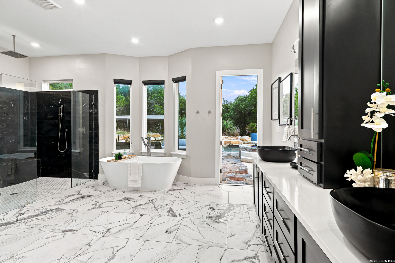 1101 Montecito Bulverde TX 78163