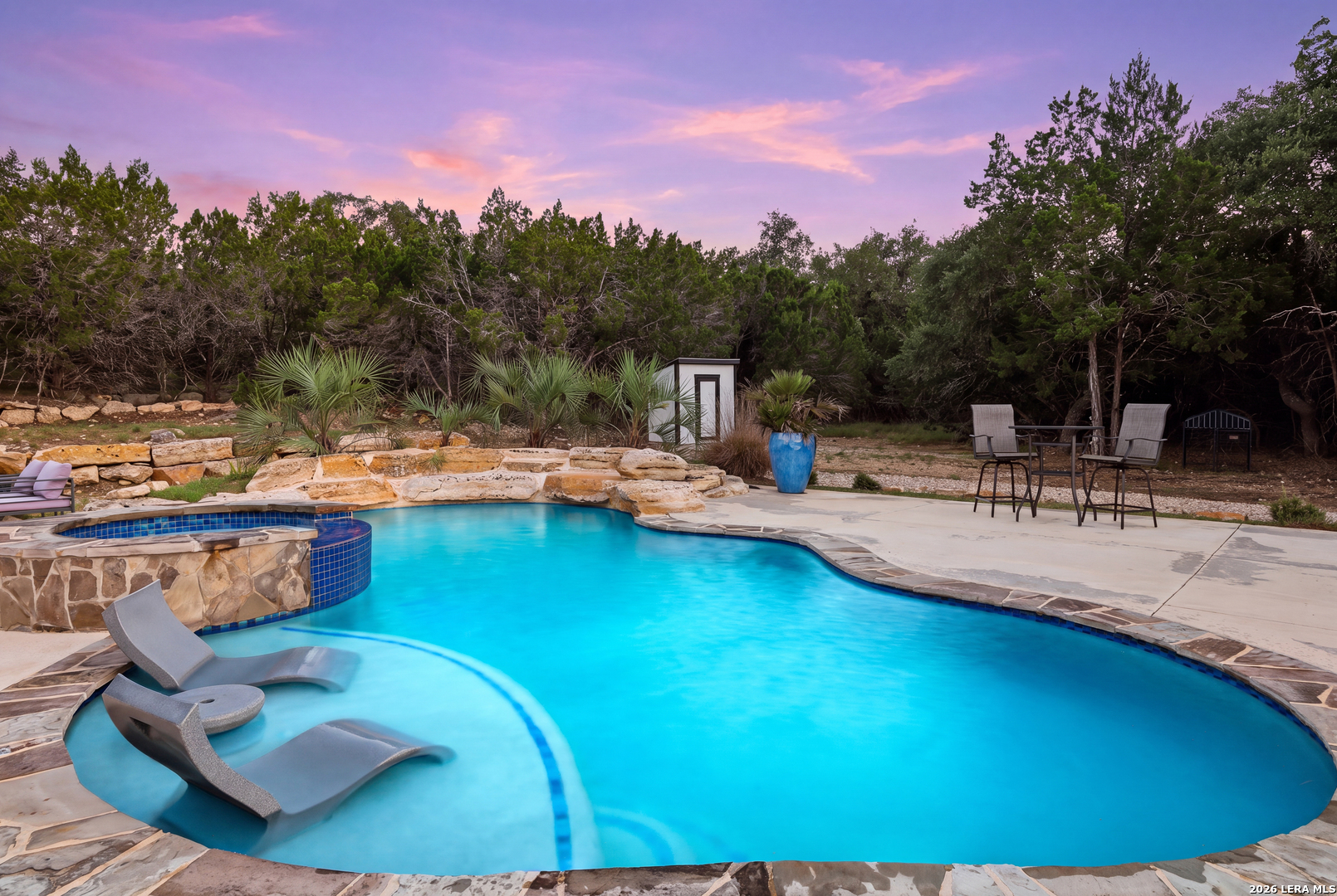 1101 Montecito Bulverde TX 78163