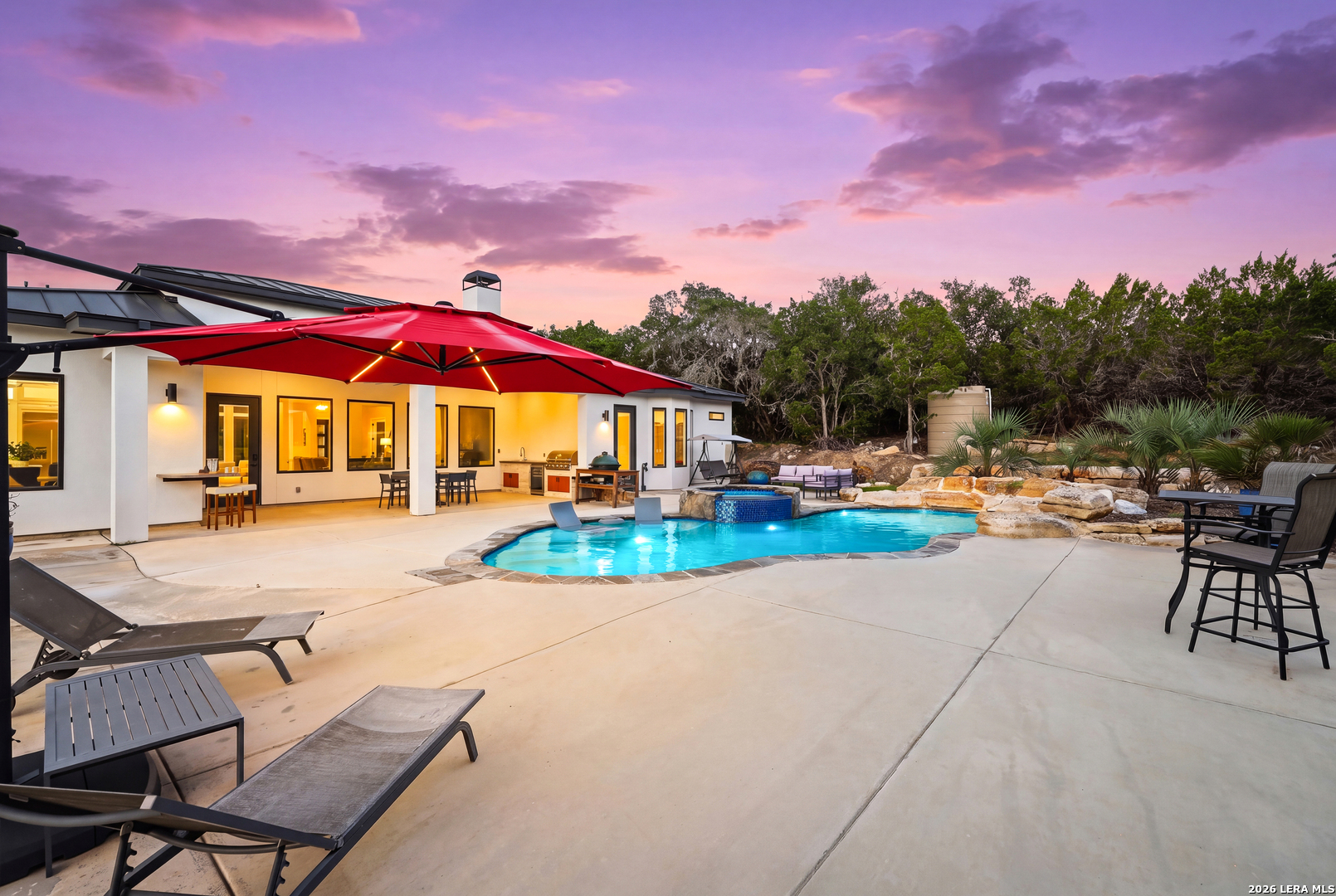 1101 Montecito Bulverde TX 78163