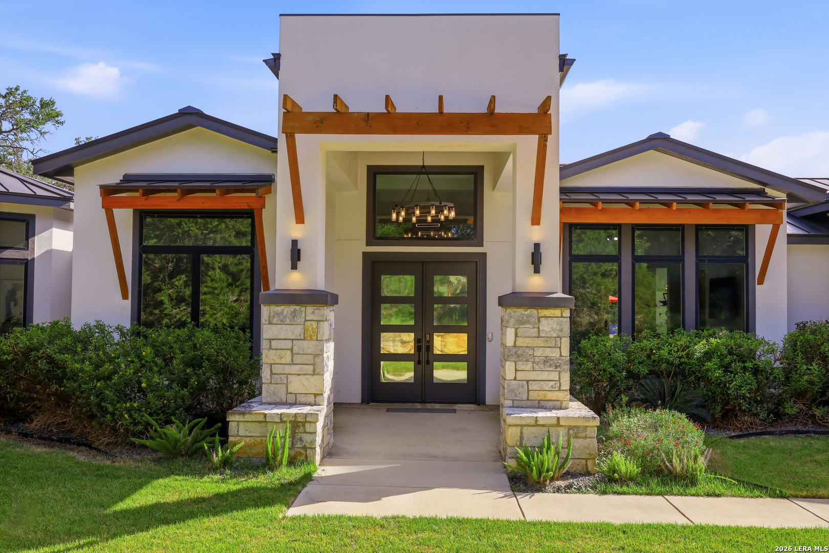 1101 Montecito Bulverde TX 78163