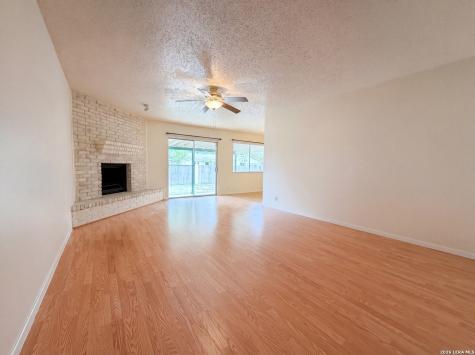 528 Pecan Drive Schertz TX 78154