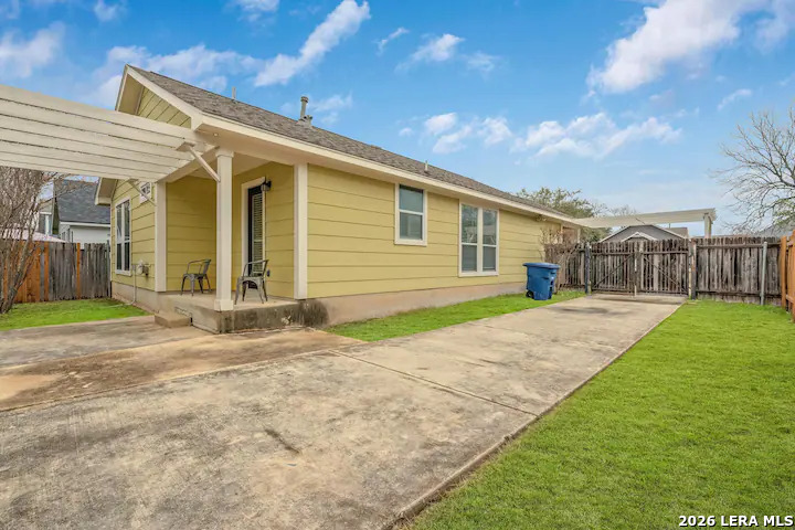 627 Claude W Black San Antonio TX 78203