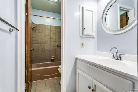13415 Lobelia San Antonio TX 78232