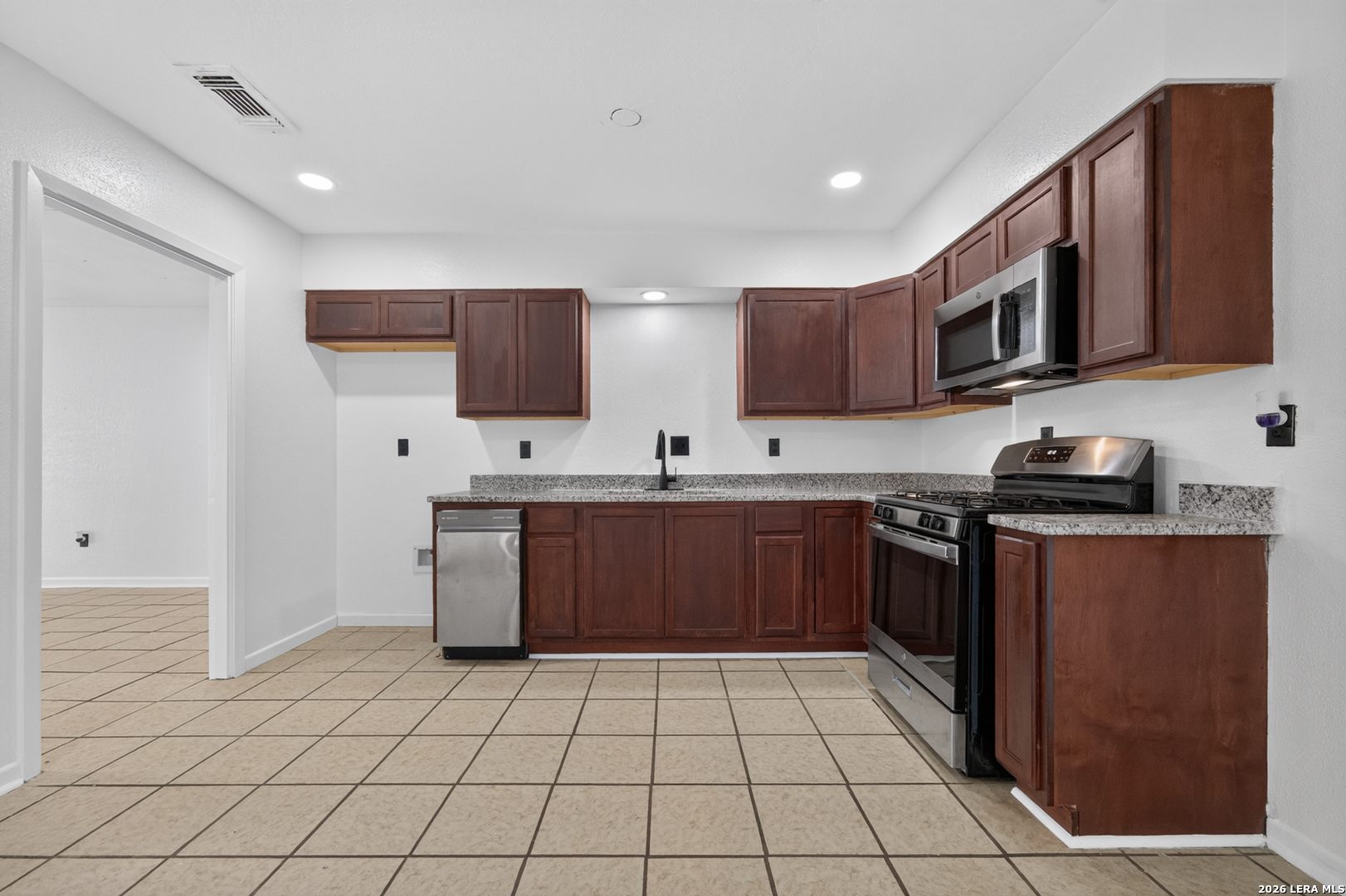 3911 Bay Street San Antonio TX 78237