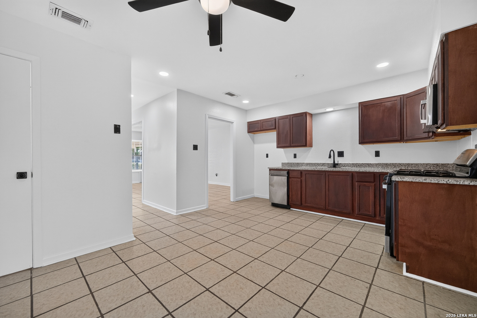 3911 Bay Street San Antonio TX 78237