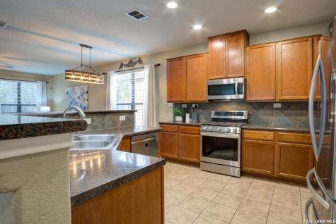 104 Prairie Falcon Boerne TX 78006