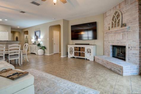 104 Prairie Falcon Boerne TX 78006