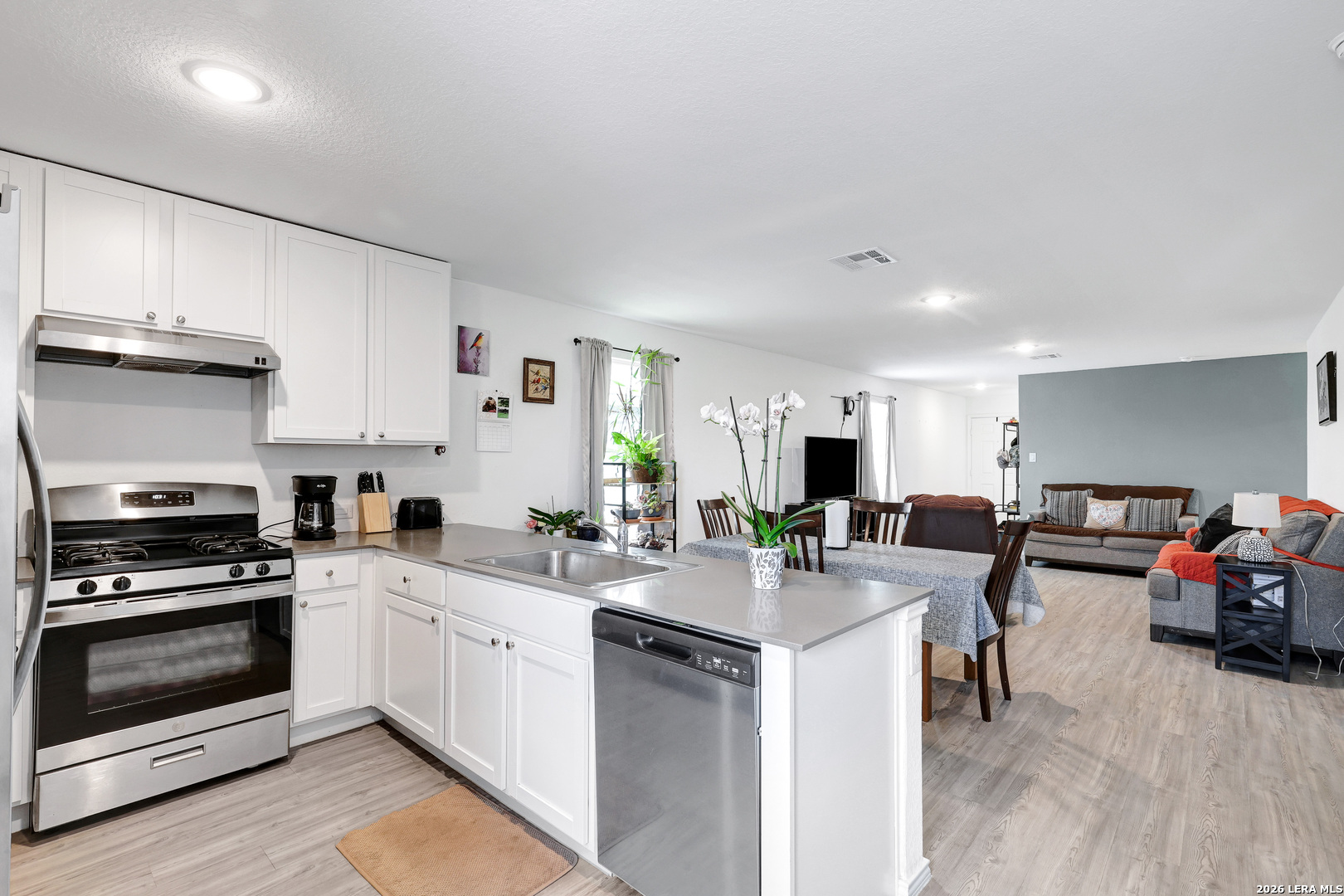 9015 Lunar Cove San Antonio TX 78252