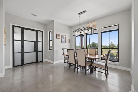 2493 County Road 4713 Lacoste TX 78039