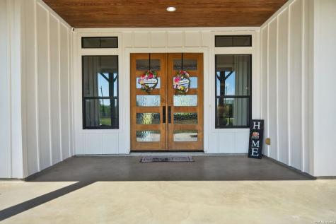2493 County Road 4713 Lacoste TX 78039