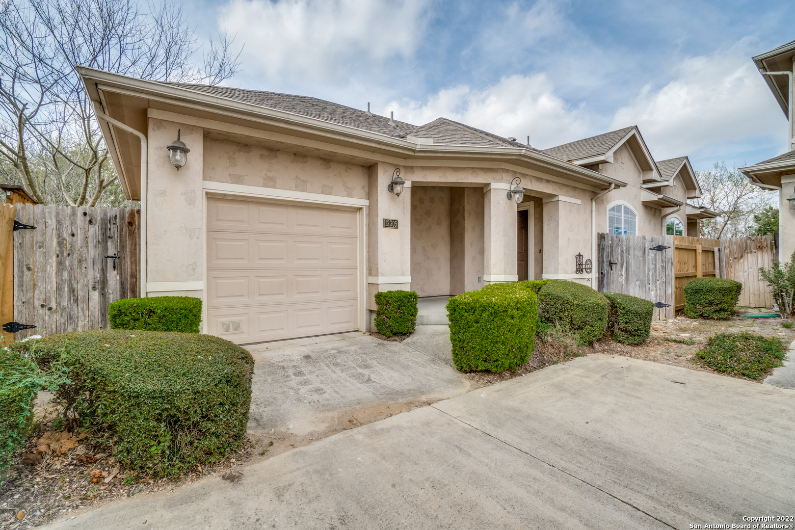 12305 Abbey Garden San Antonio TX 78249