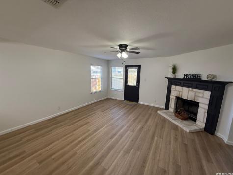 7847 Oakdale Park San Antonio TX 78254