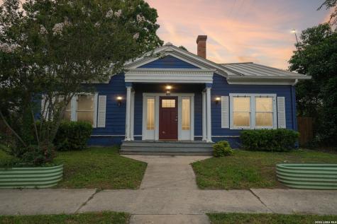 821 E Quincy Street San Antonio TX 78215