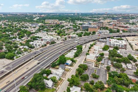 821 E Quincy Street San Antonio TX 78215