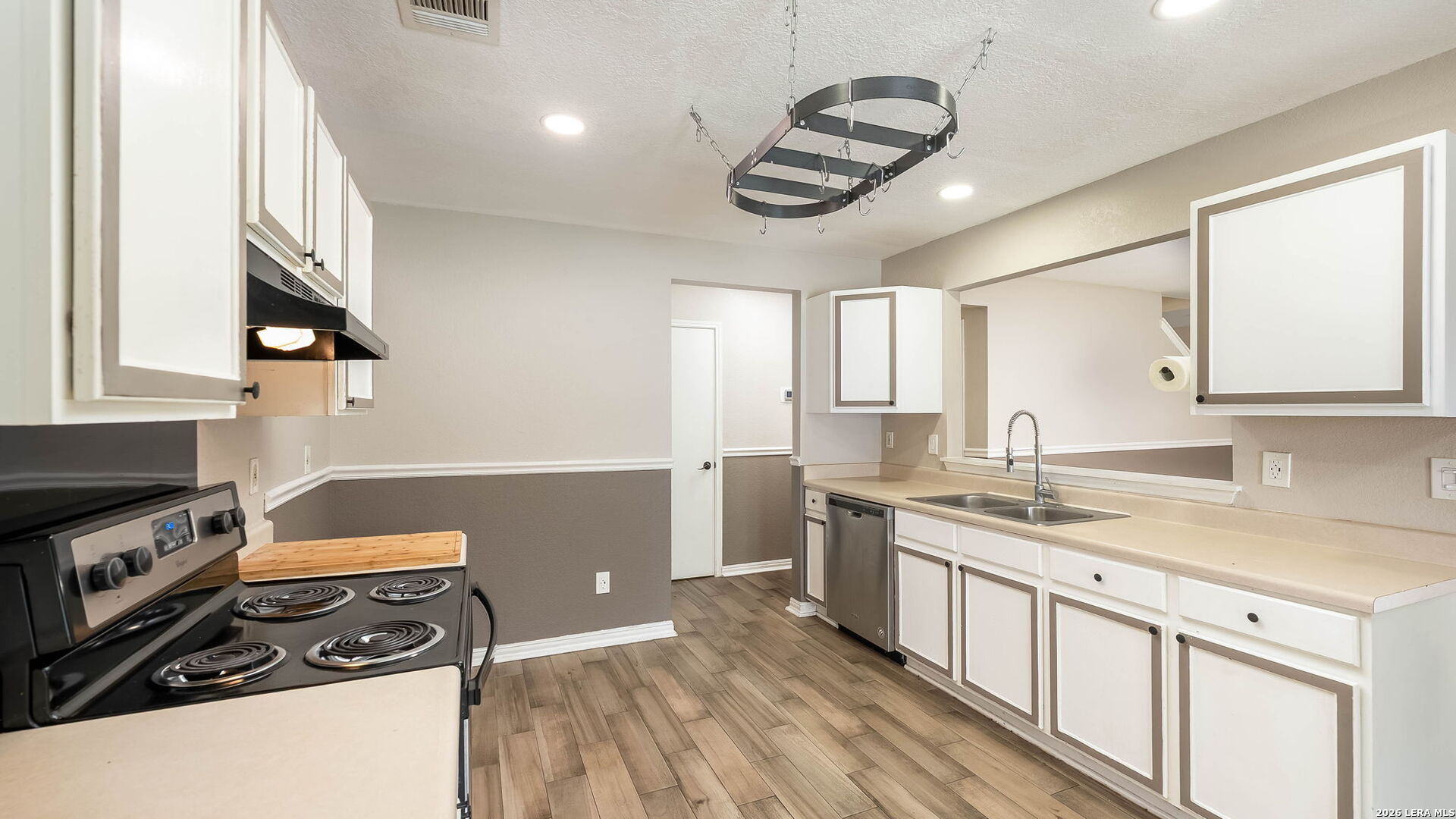 422 Centro Hermosa San Antonio TX 78245