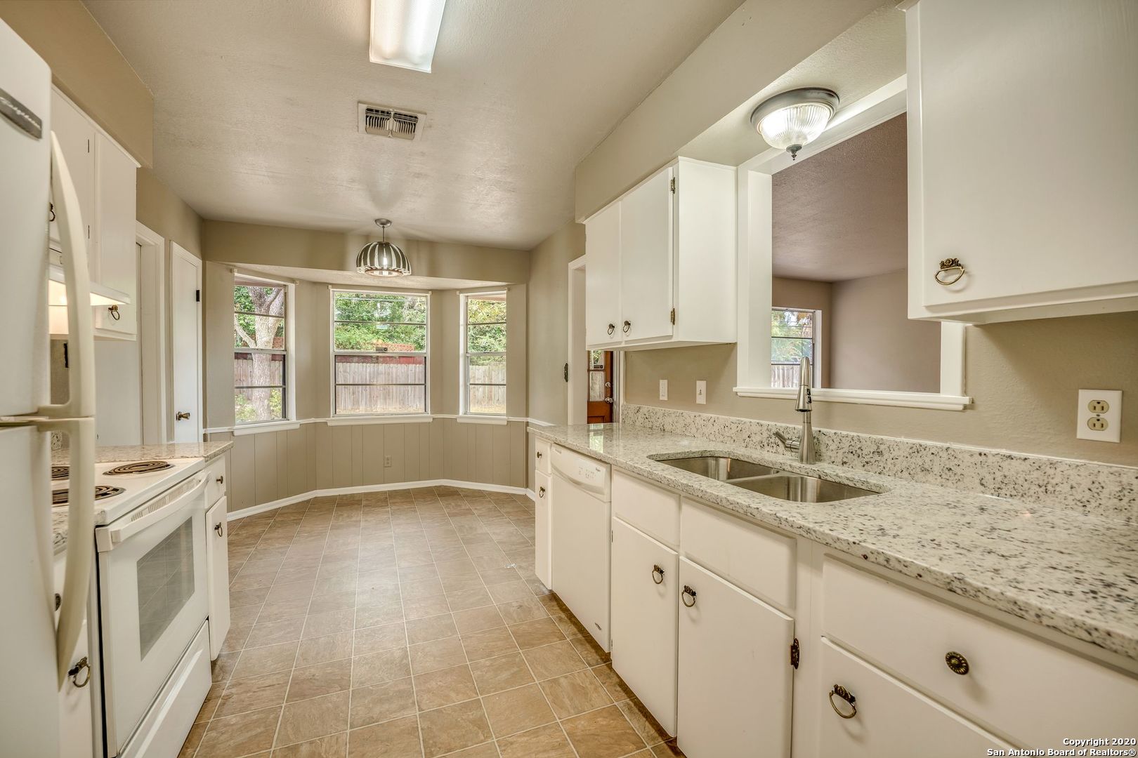 6915 Forest Grove San Antonio TX 78240