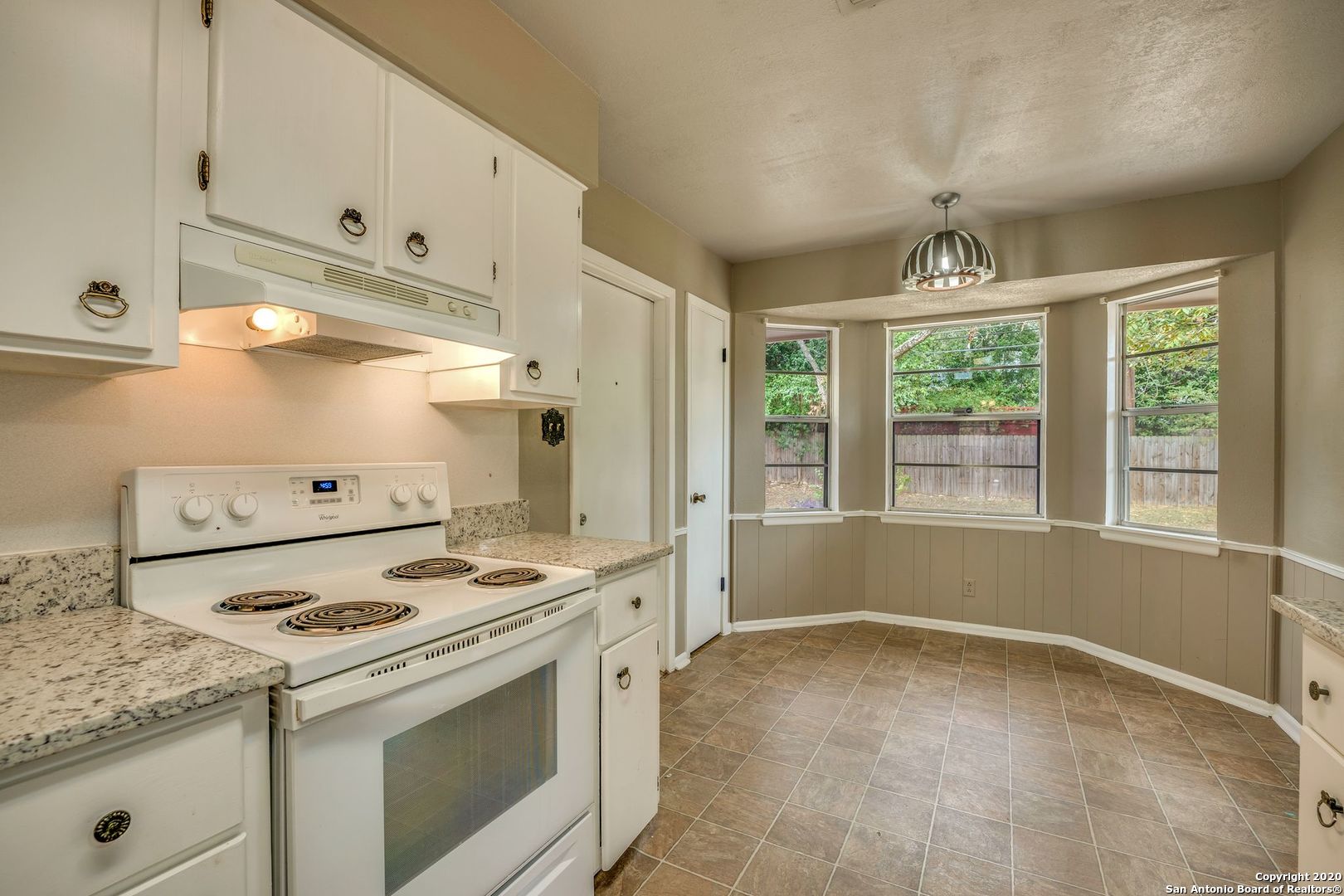 6915 Forest Grove San Antonio TX 78240