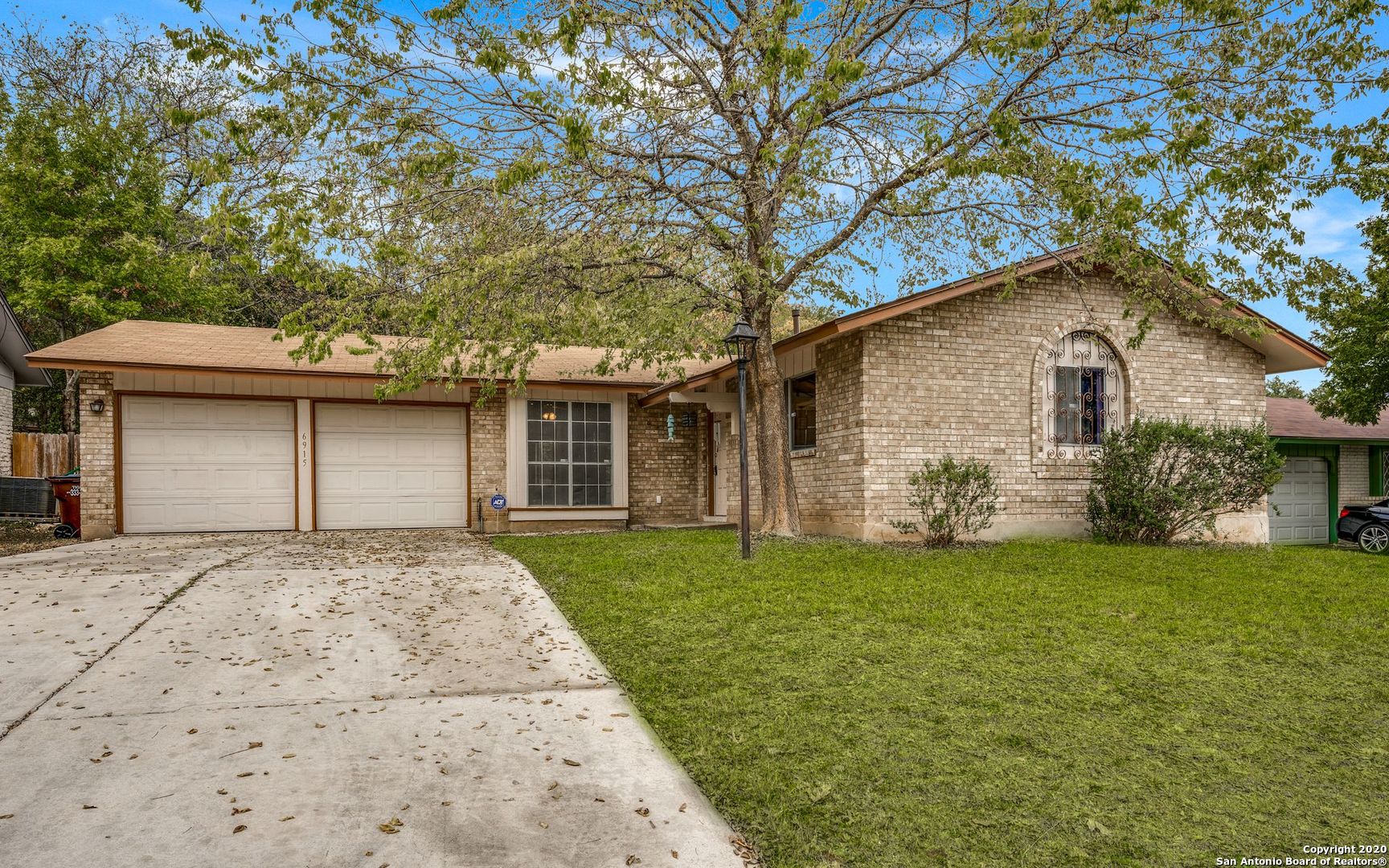 6915 Forest Grove San Antonio TX 78240