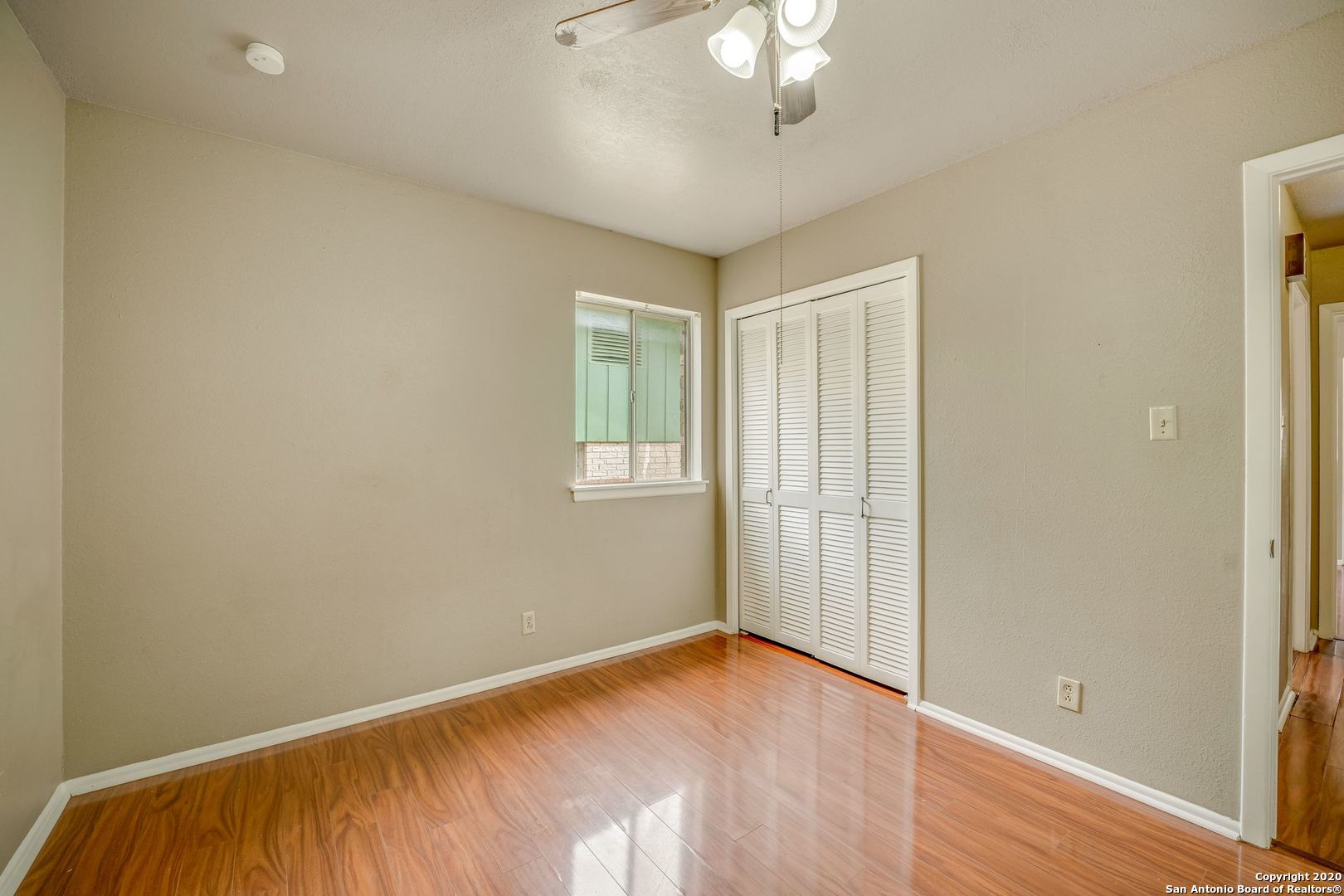 6915 Forest Grove San Antonio TX 78240