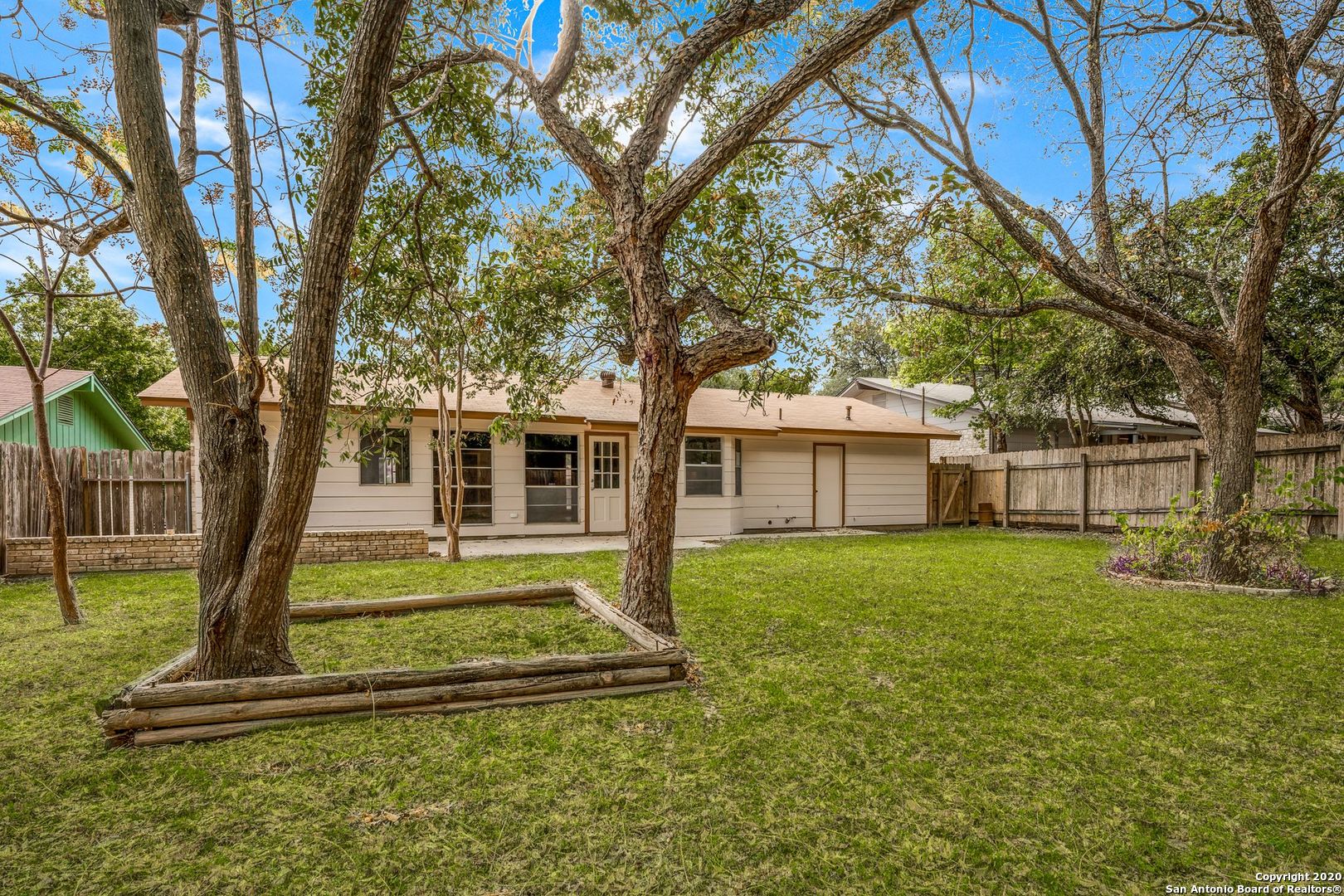 6915 Forest Grove San Antonio TX 78240