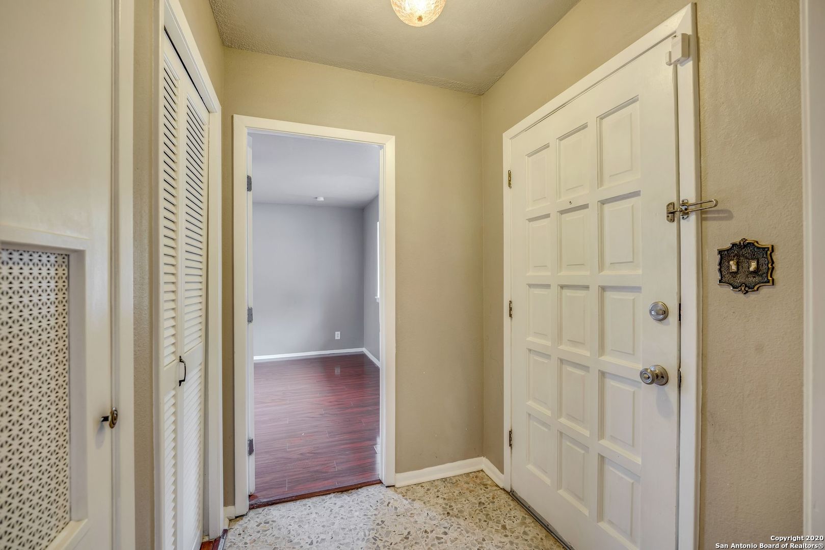 6915 Forest Grove San Antonio TX 78240
