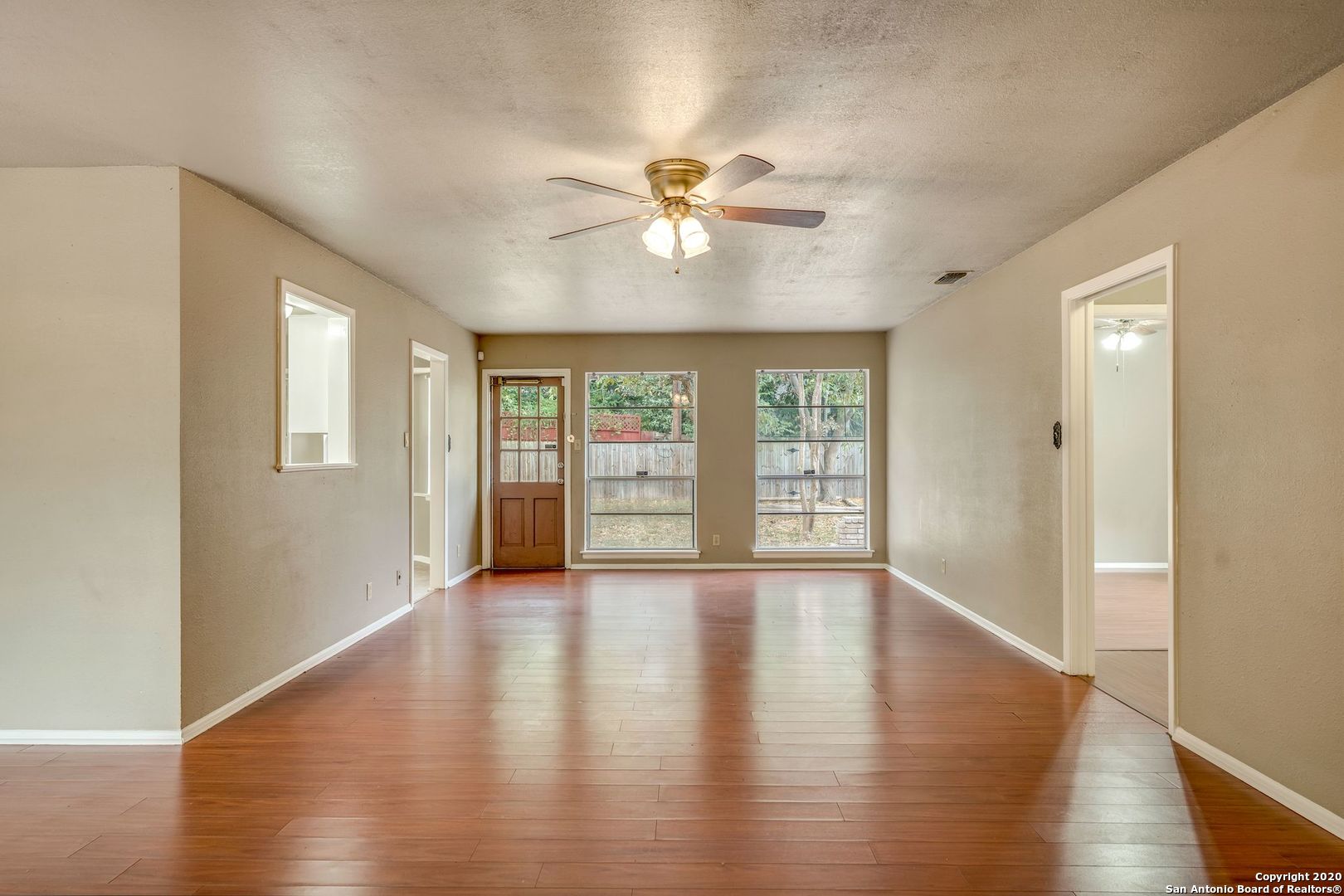 6915 Forest Grove San Antonio TX 78240