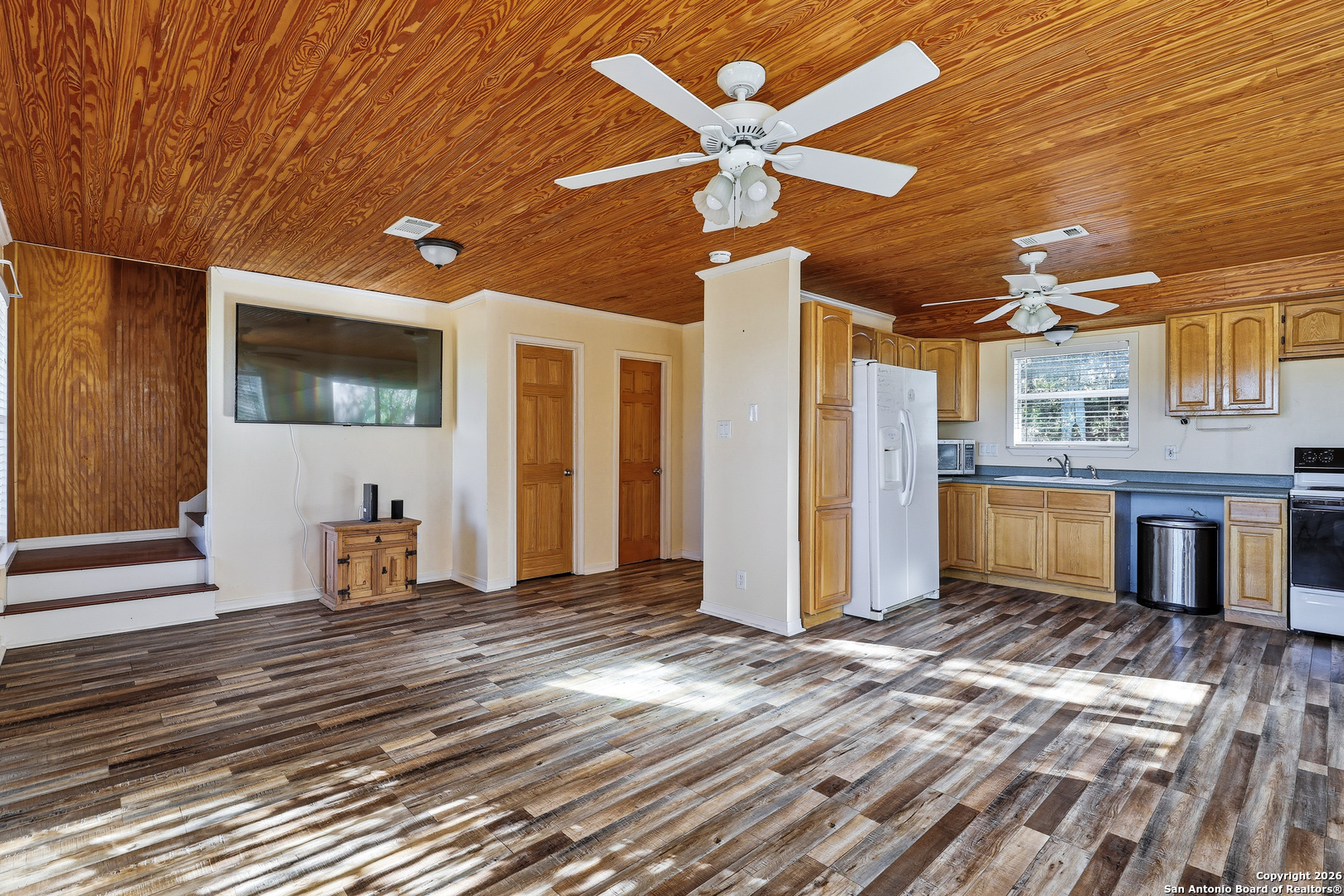 622 Pebble Beach Lakehills TX 78063