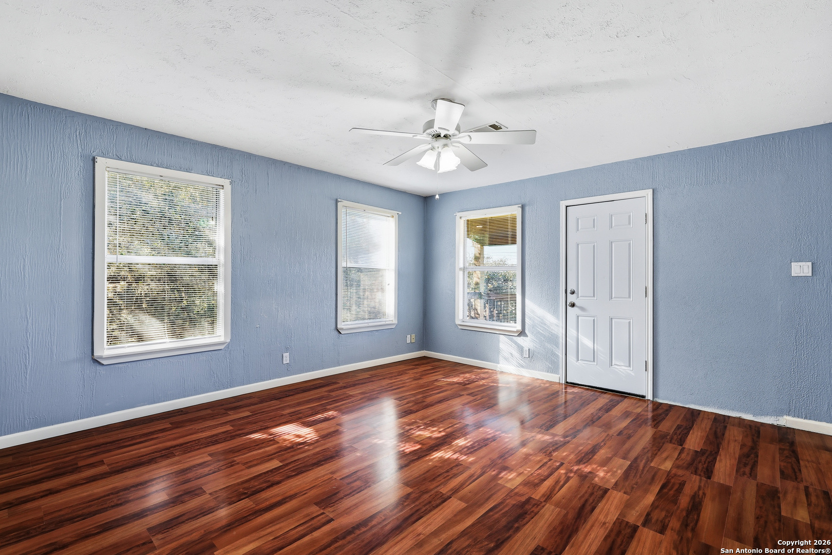622 Pebble Beach Lakehills TX 78063