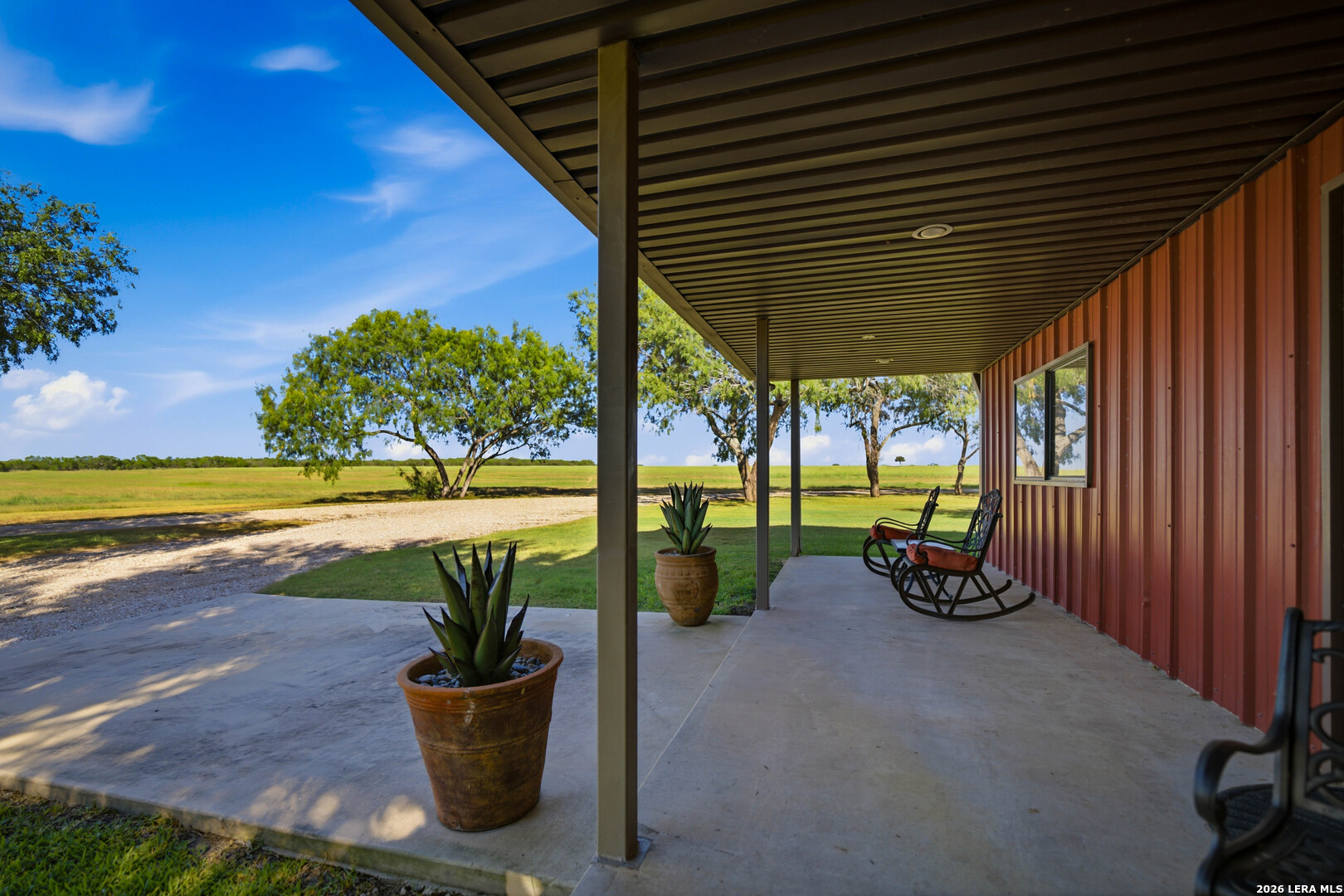 106 County Road 253 Poth TX 78147