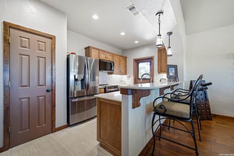106 County Road 253 Poth TX 78147