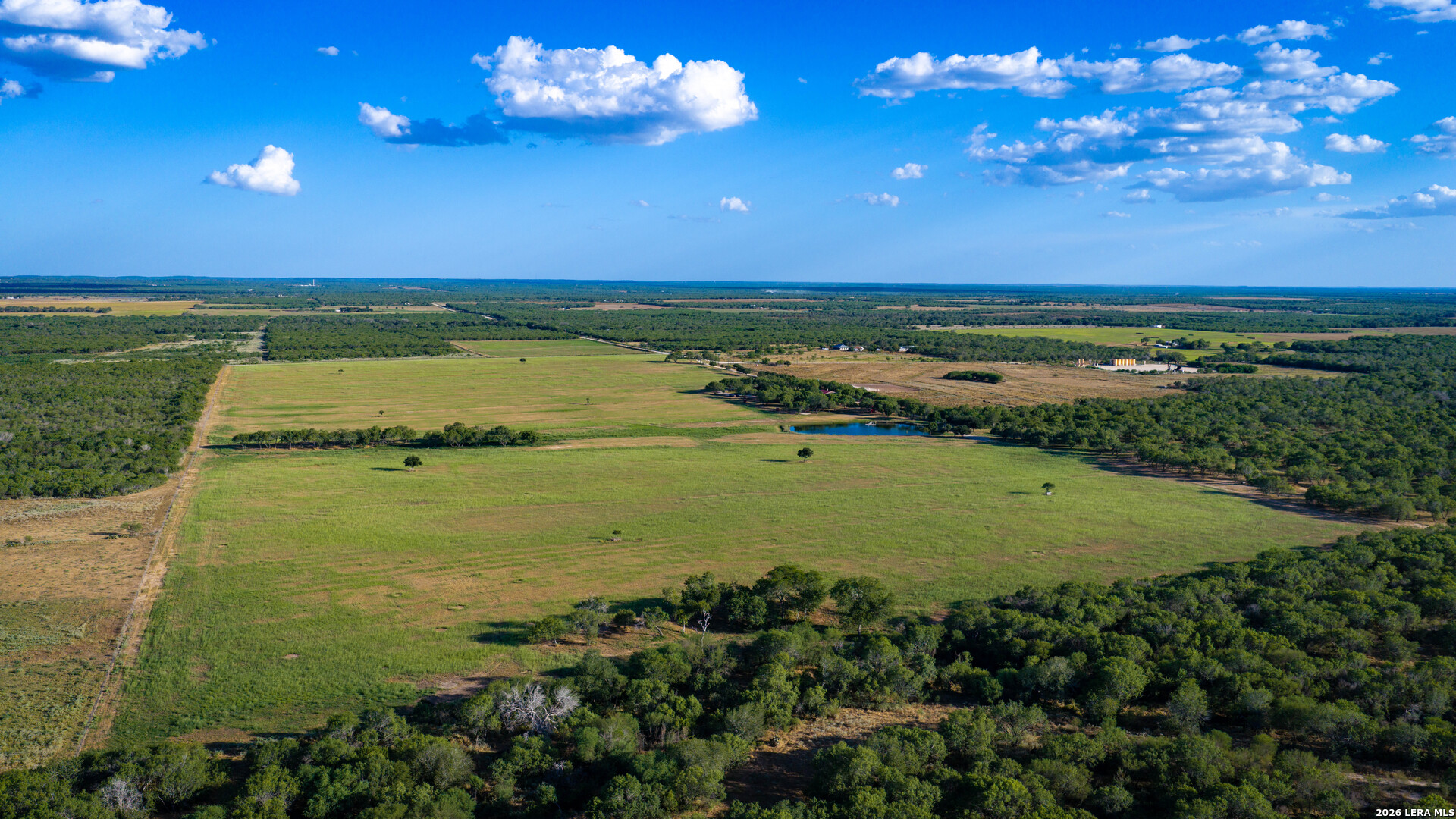 106 County Road 253 Poth TX 78147