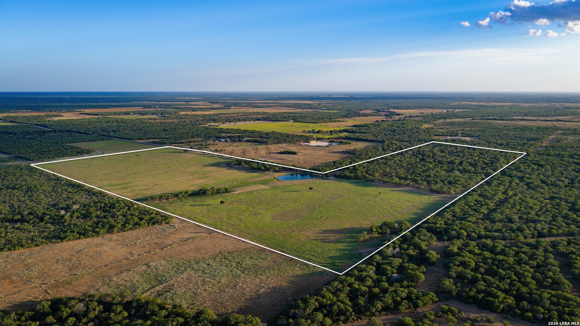 106 County Road 253 Poth TX 78147