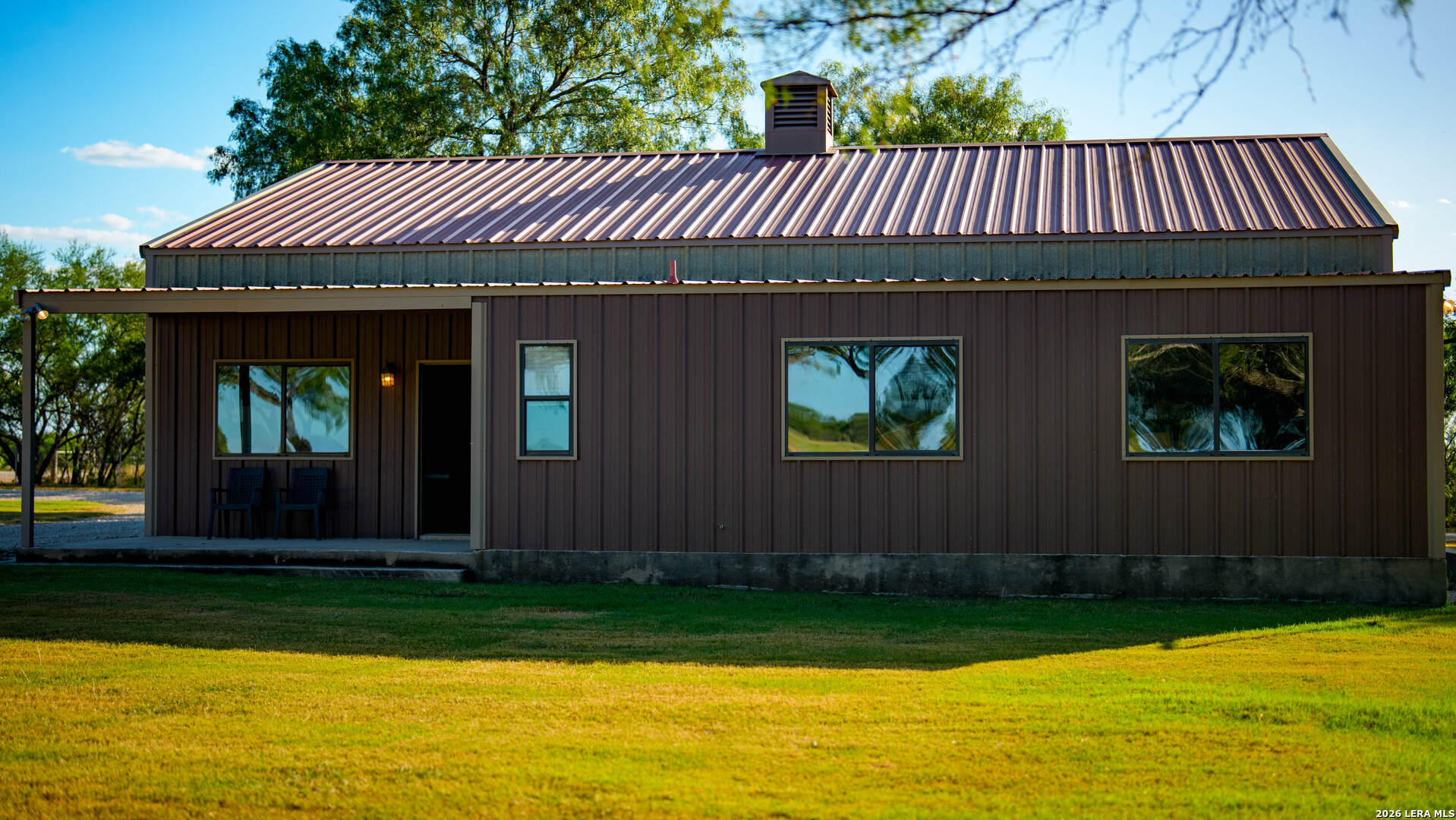 106 County Road 253 Poth TX 78147