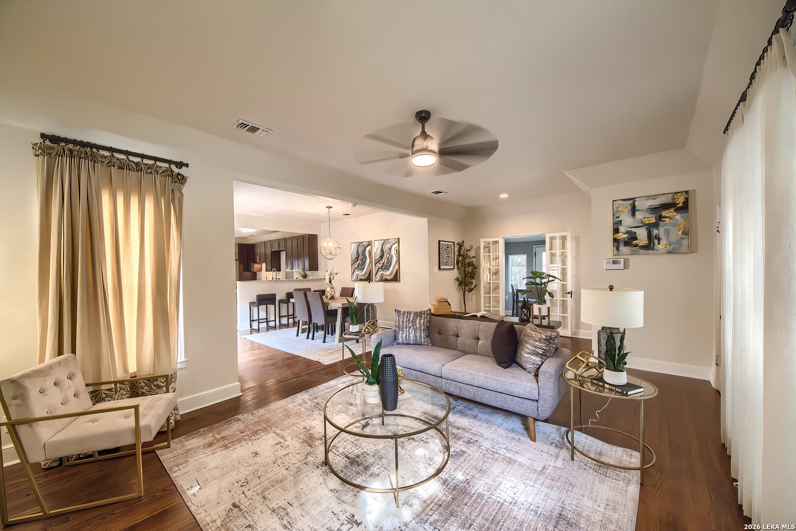 811 E Magnolia Avenue San Antonio TX 78212